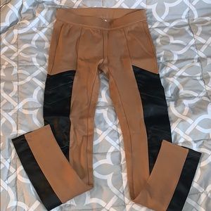 BAR III camel and black size XS Leggings